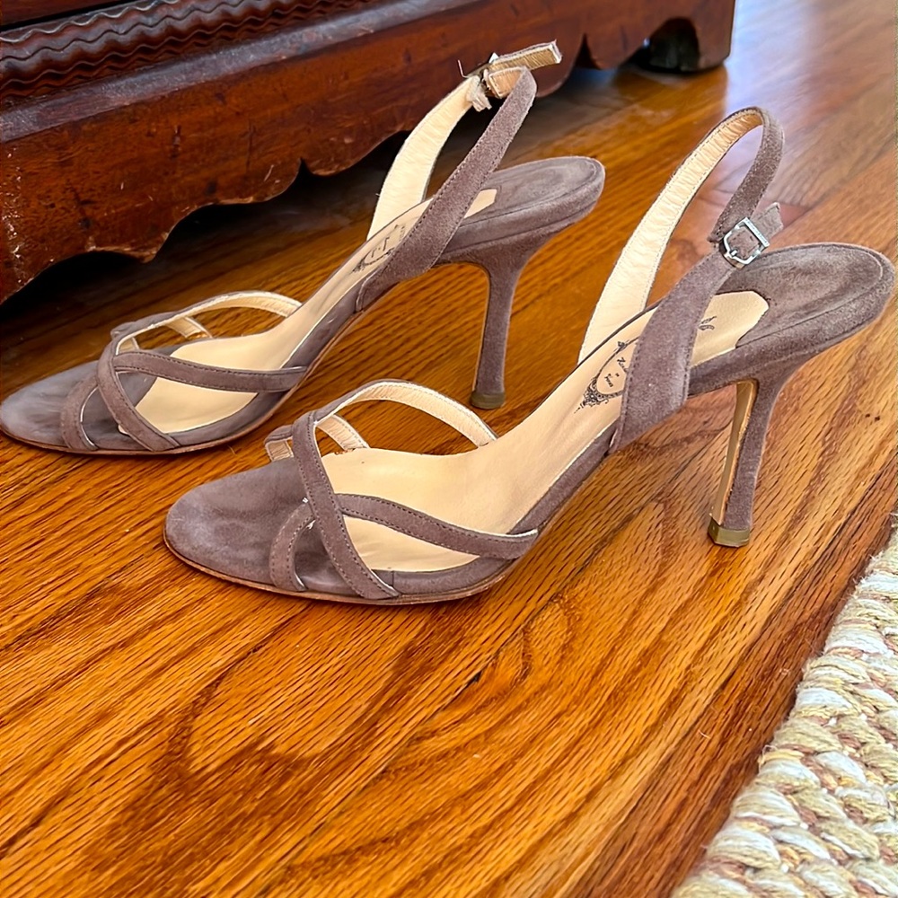 Slingback heel